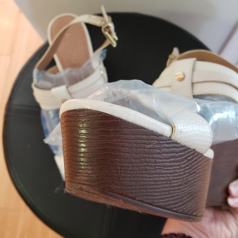 Aldo platform wedge heels off white snakeskin wood - Picture 6 of 7
